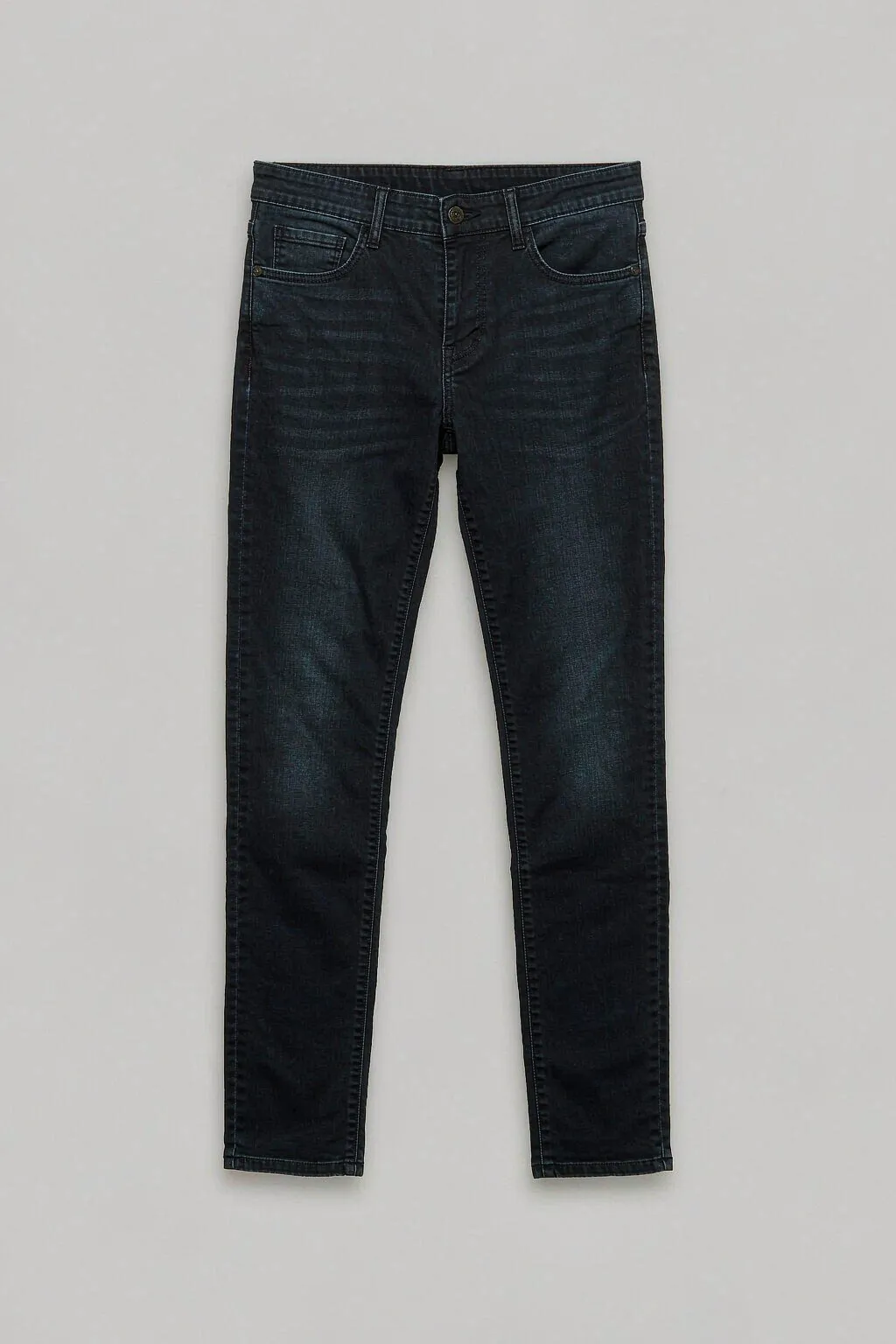Tapered Slim Jean